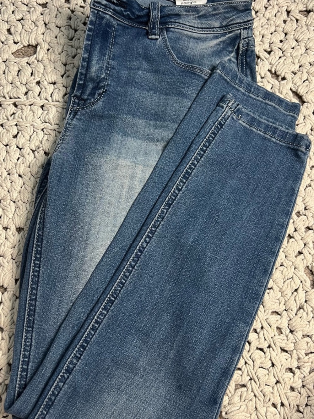 Kenzie - 4/27 - Classic Medium Wash Skinny Jeans